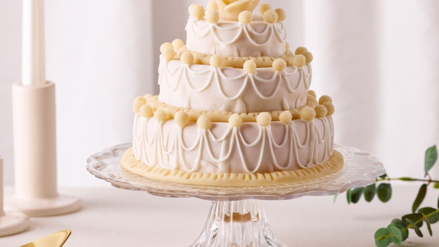 Een eenvoudige, maar mooie huwelijkstaart